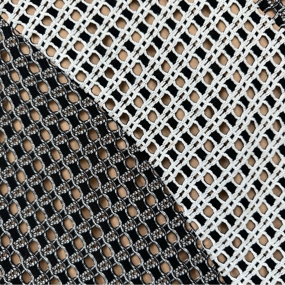 BCBGMaxAzria Kaleigh Top Black White Peplum Asymmetrical, Small - Picture 8 of 11